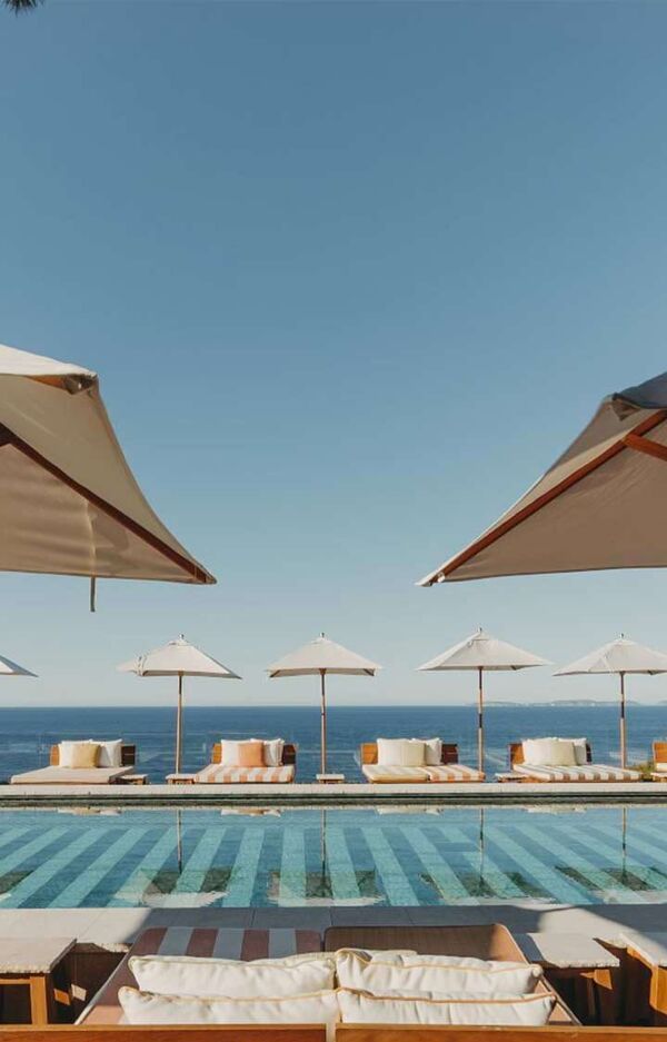 #POOLSIDE